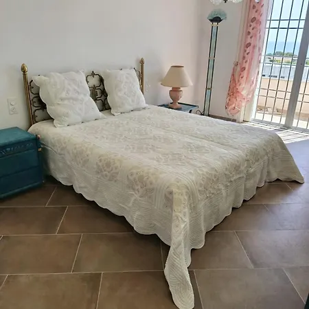 Ferienhaus Rocmar Charming With Sea View